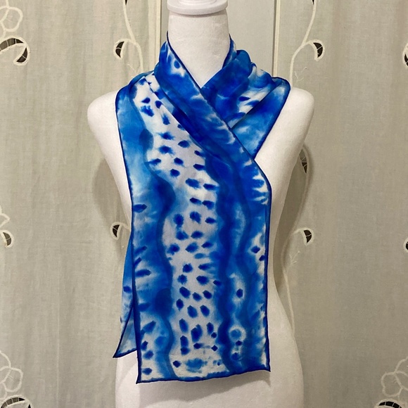 Hand Colored in California, 100% Silk Scarf, Vibrant Blues and White - Picture 4 of 9